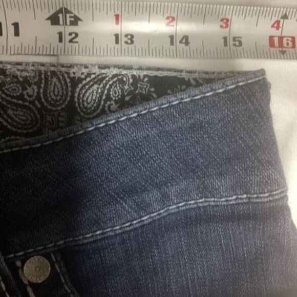 Ariat Real Denim Women’s Jeans Sz 30x34 Stretch Straight Western Cowgirl - Picture 5 of 8